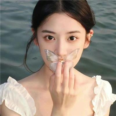 《青春浪花》封面